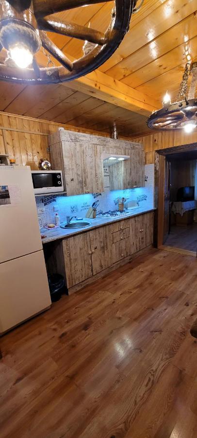 ヤレムチャ Kotiedzh U Marinyヴィラ エクステリア 写真